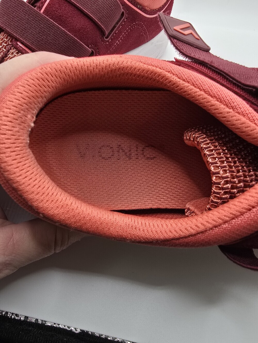 Vionic Hook & Loop Orthotic Burgandy Coral Walking Shoes. Ladies 9.5 - Picture 6 of 16